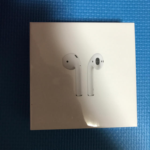 Apple AirPods  MV7N2J/A