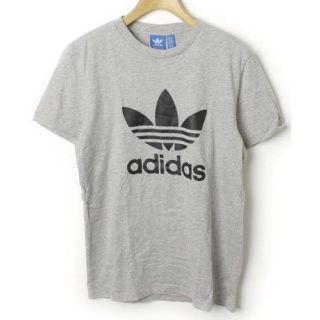 アディダス(adidas)のadidasアディダス☆グレーロゴマークTシャツ(Tシャツ/カットソー(半袖/袖なし))