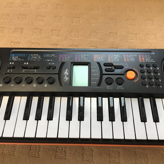 CASIO(カシオ)のカシオ ミニ キーボード ② SA-76   (動作確認済) 楽器の鍵盤楽器(キーボード/シンセサイザー)の商品写真