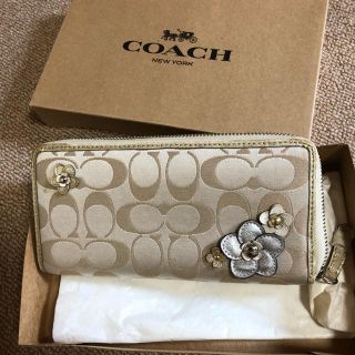 コーチ(COACH)のCOACH  中古花財布(長財布)