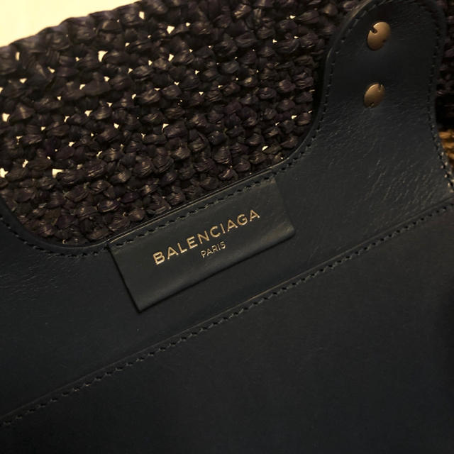 新品!BALENCIAGA Panier XS ラフィアかごバッグ ブルー 新品!BALENCIAGA Panier XS ラフィアかごバッグ ブルー