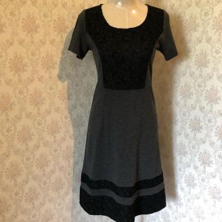 ローラアシュレイ(LAURA ASHLEY)のローラアシュレイ  レース付きワンピース(ひざ丈ワンピース)