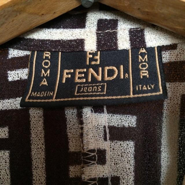 FENDI(フェンディ)の値下げFENDIセットアップ（透け素材） レディースのトップス(アンサンブル)の商品写真