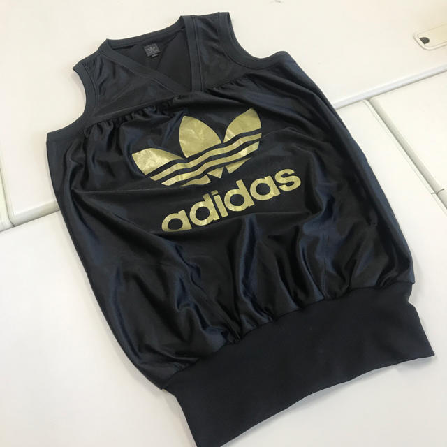 adidas(アディダス)のadidas original☆タンクトップ☆美品！ レディースのトップス(タンクトップ)の商品写真