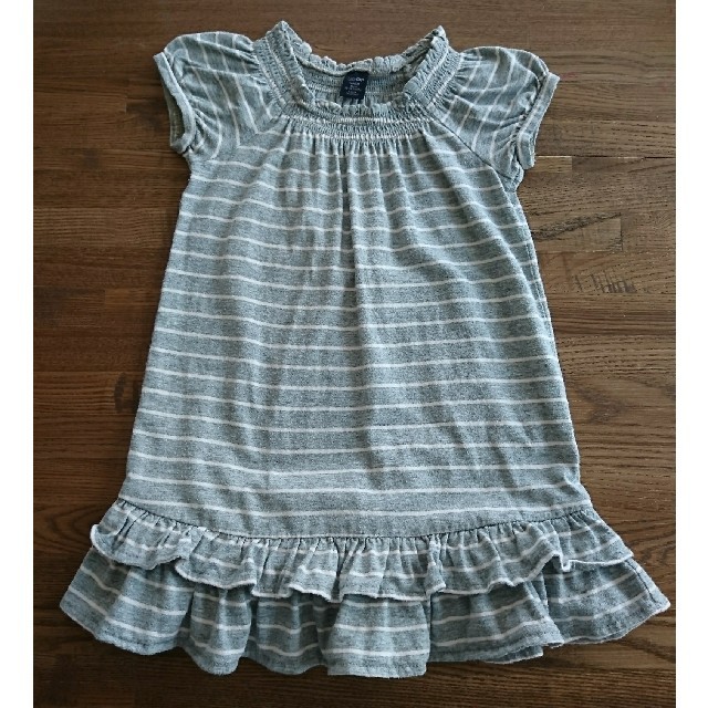 babyGAP(ベビーギャップ)のGAP★ボーダーワンピース【９０㎝】 キッズ/ベビー/マタニティのキッズ服女の子用(90cm~)(ワンピース)の商品写真