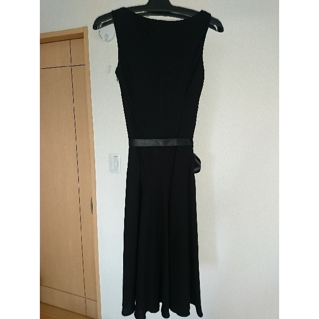MK MICHEL KLEIN(エムケーミッシェルクラン)の黒 ワンピース ドレス レディースのフォーマル/ドレス(ミディアムドレス)の商品写真