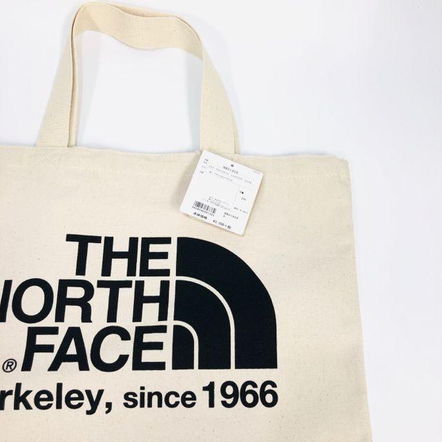 THE NORTH FACE(ザノースフェイス)のノースフェイス TNFオーガニックコットントート K ブラック レディースのバッグ(トートバッグ)の商品写真