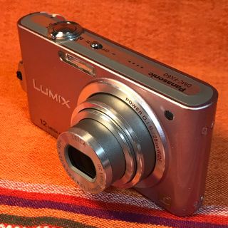 パナソニック(Panasonic)のlumix DMC-FX60 1200万画素 5倍ズーム 2GB  SDカード付(コンパクトデジタルカメラ)