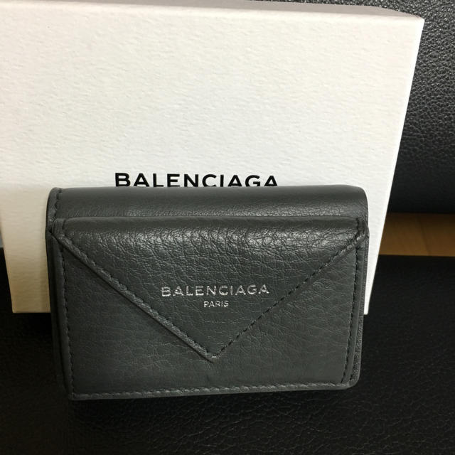 【箱、保存袋付】BALENCIAGA バレンシアガ　三つ折り財布　グレー　レザー
