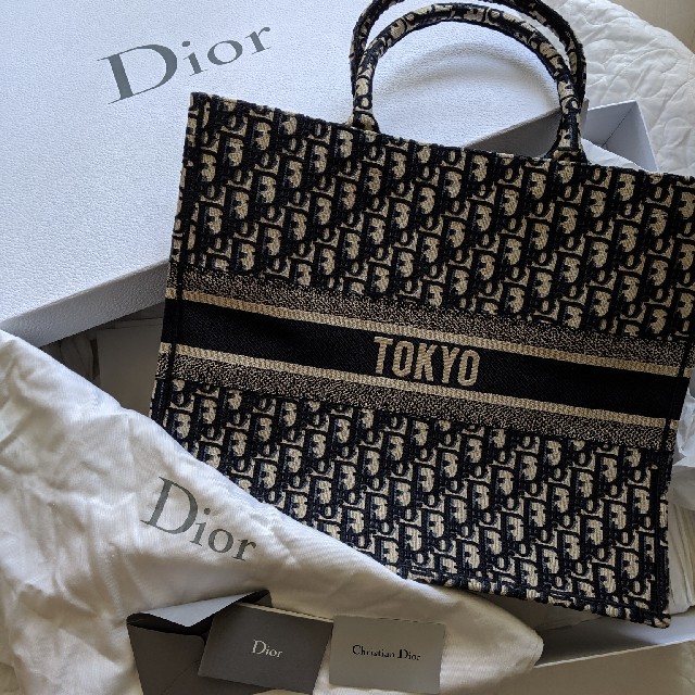 【メール便不可】 【GINZASIX限定・未使用・証明書付】Dior ブックトート トートバッグ