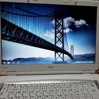 エヌイーシー(NEC)のNEC　lavie　15.4インチワイド画面(ノートPC)