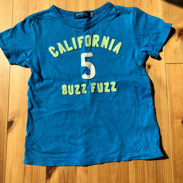 BeBe(ベベ)の☆BUZZ FUZZ☆Tシャツ 120cm キッズ/ベビー/マタニティのキッズ服男の子用(90cm~)(Tシャツ/カットソー)の商品写真