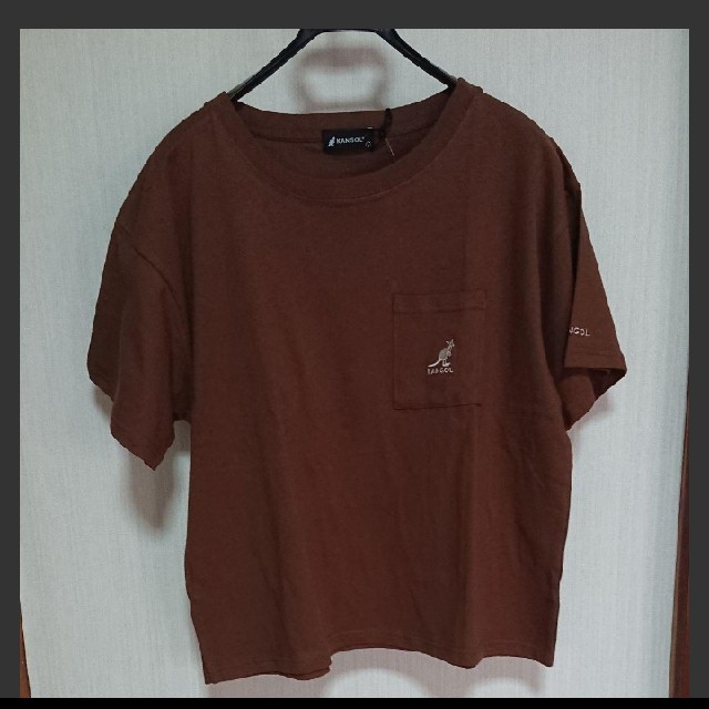 KANGOL(カンゴール)のカンゴール 胸元ワンポイント ビッグT ブラウン  レディースのトップス(Tシャツ(半袖/袖なし))の商品写真