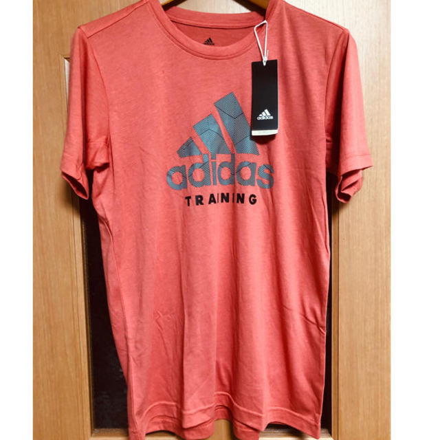 adidas(アディダス)のadidas メンズTシャツ 新品未使用 メンズのトップス(Tシャツ/カットソー(半袖/袖なし))の商品写真