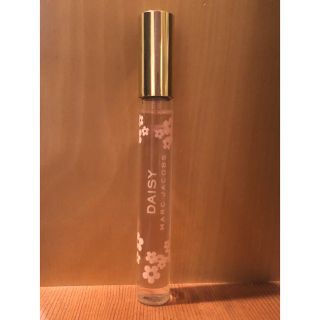 マークバイマークジェイコブス(MARC BY MARC JACOBS)のマーク デイジー 香水(香水(女性用))