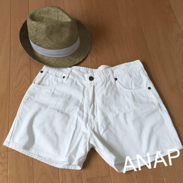 ANAP(アナップ)のANAP ホワイトショーパン◡̈♡ レディースのパンツ(ショートパンツ)の商品写真