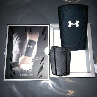 アンダーアーマー(UNDER ARMOUR)のアンダーアーマー リストガード リバーシブル カモフラ リストバンド(バングル/リストバンド)