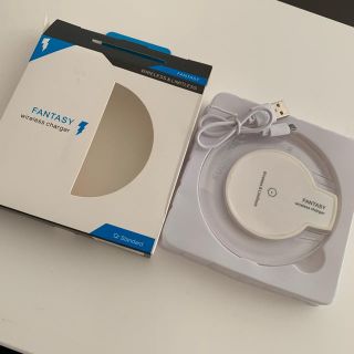 新品未使用 ワイヤレス充電器(バッテリー/充電器)