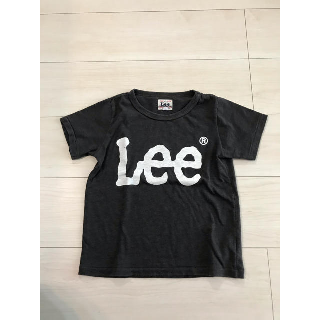 Lee(リー)の大人気★Lee★Tシャツ★キッズ用★110cm★チャコールグレー キッズ/ベビー/マタニティのキッズ服男の子用(90cm~)(Tシャツ/カットソー)の商品写真