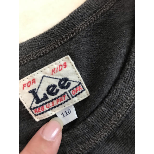 Lee(リー)の大人気★Lee★Tシャツ★キッズ用★110cm★チャコールグレー キッズ/ベビー/マタニティのキッズ服男の子用(90cm~)(Tシャツ/カットソー)の商品写真