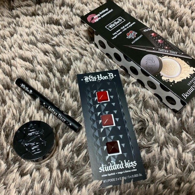 Sephora(セフォラ)の【新品未使用】セフォラKat Von D コスメサンプルセット コスメ/美容のキット/セット(サンプル/トライアルキット)の商品写真