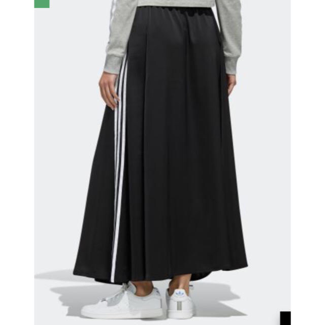 adidas(アディダス)のアディダスオリジナルス  ロングスカート フレア XOT beamsアローズ レディースのスカート(ロングスカート)の商品写真