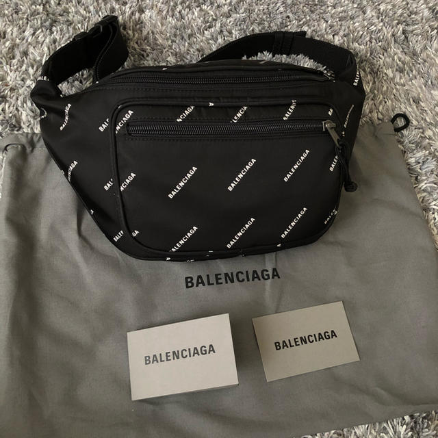 新品！BALENCIAGA ボディバッグ ウエストポーチ 定価10万円