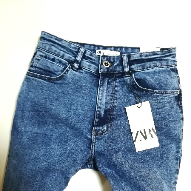 ZARA(ザラ)のsho さん専6/17 新品　ZARA  ストレッチスキニーデニム メンズのパンツ(デニム/ジーンズ)の商品写真