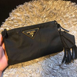 プラダ(PRADA)のゲリラセール！人気♡PRADA♡シワ加工♡フリンジ♡ポーチ♡ブラック(ポーチ)