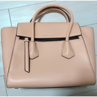 チャールズアンドキース(Charles and Keith)のCHARLES&KEITH バッグ ベージュ(ハンドバッグ)