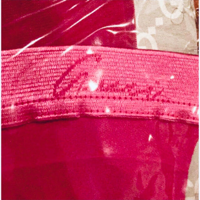 Gucci(グッチ)の最終価格★新品★GUCCI★ファッションショー使用★ピンク ストッキング レディースのレッグウェア(タイツ/ストッキング)の商品写真