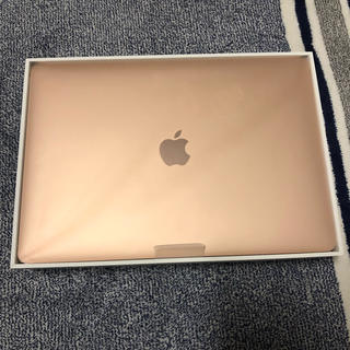 マック(Mac (Apple))のmacbook air 2018 13inch 128GB Gold(ノートPC)