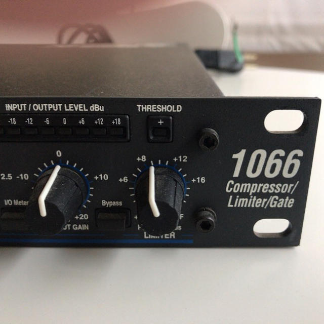 DBX 1066  コンプレッサーリミッターゲート 楽器のレコーディング/PA機器(エフェクター)の商品写真