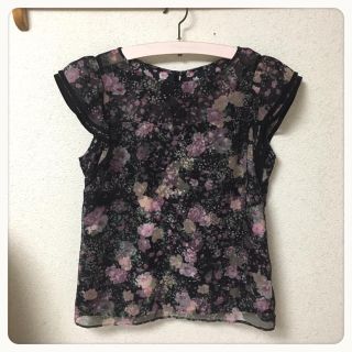 アプワイザーリッシェ(Apuweiser-riche)のアプワイザー  ♡  花柄ブラウス(シャツ/ブラウス(半袖/袖なし))