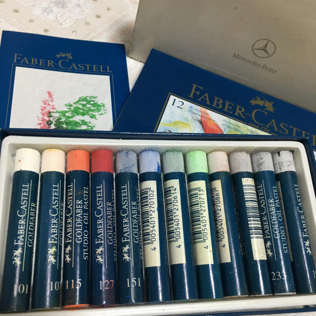 【新品/メルセデス・ベンツ】Faber Castell クレヨン エンタメ/ホビーのアート用品(クレヨン/パステル)の商品写真