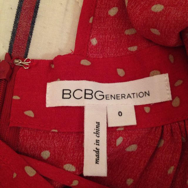 BCBGMAXAZRIA(ビーシービージーマックスアズリア)のBCBG  ワンピース レディースのワンピース(ミニワンピース)の商品写真