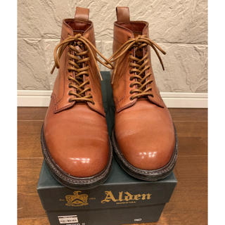 オールデン(Alden)の【専用】オールデン プレーン ブーツ 9.5 D シューツリー込み(ブーツ)