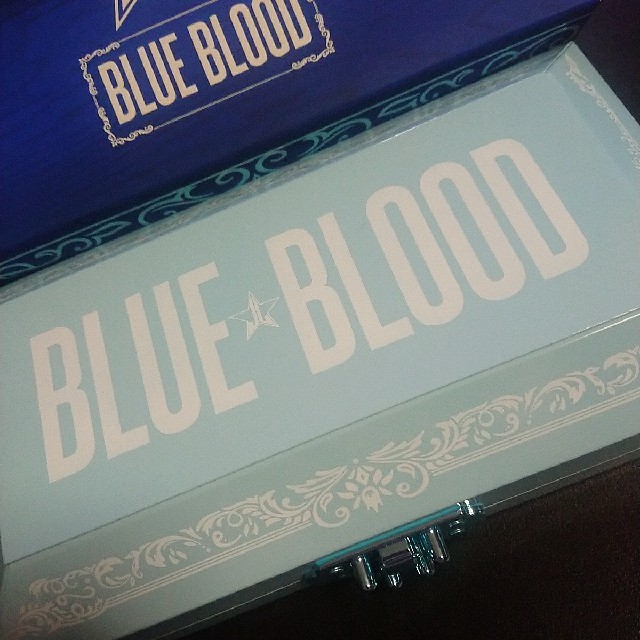 ジェフリースター BLUE BLOOD アイシャドウパレット ブルーブラッド