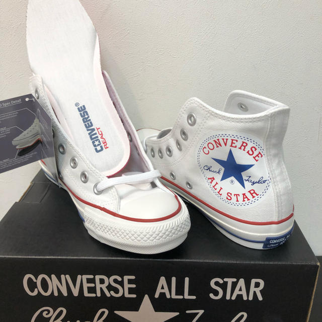 CONVERSE(コンバース)の値下げコンバース チャックテイラーオールスター :ヒュージパッチ レディースの靴/シューズ(スニーカー)の商品写真