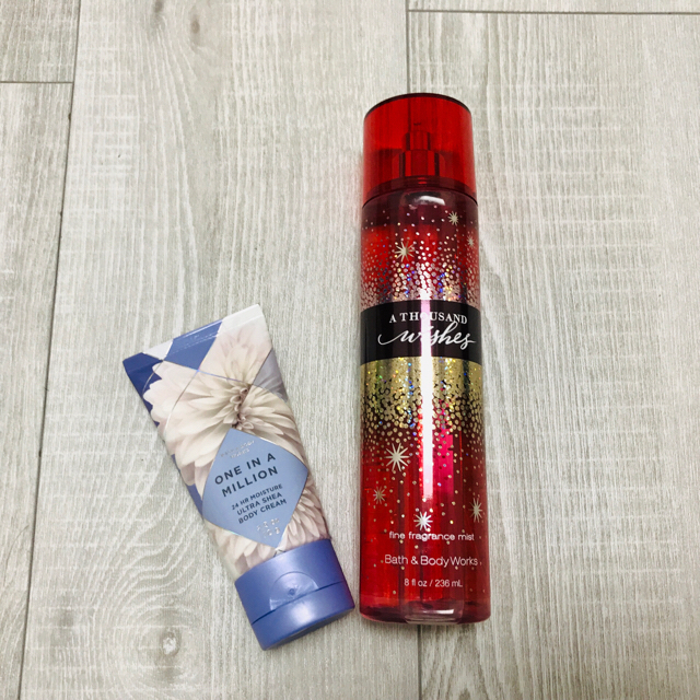 Bath & Body Works(バスアンドボディーワークス)の［soi様専用］バス&ボディワークス フレグランスミスト コスメ/美容の香水(香水(女性用))の商品写真