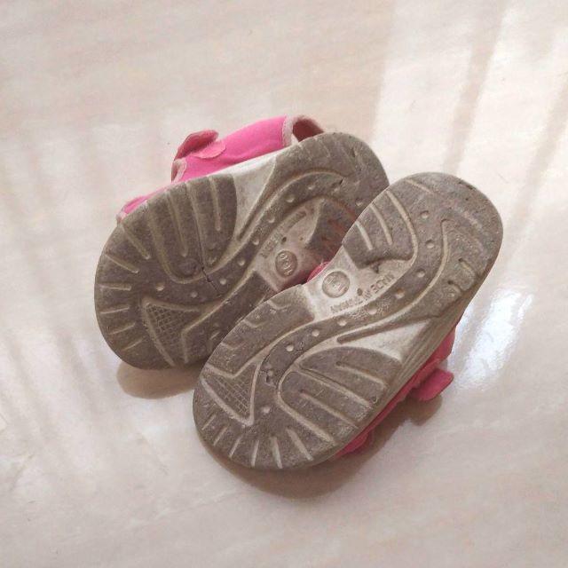 mikihouse(ミキハウス)のミキハウス　サンダル　１６　ピンク キッズ/ベビー/マタニティのキッズ靴/シューズ(15cm~)(サンダル)の商品写真