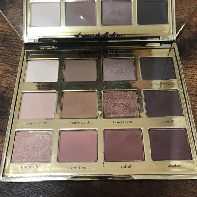 Sephora(セフォラ)のtarte アイシャドウパレット コスメ/美容のベースメイク/化粧品(アイシャドウ)の商品写真