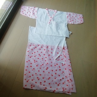 美品　3歳　肌襦袢　裾避けセット　七五三　女の子　ピンク　赤(和服/着物)