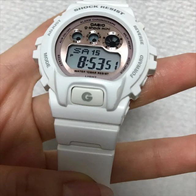Baby-G(ベビージー)のBaby-G G-SHOCK ホワイト 白 レディースのファッション小物(腕時計)の商品写真