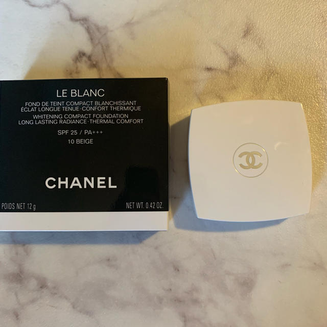 CHANEL ル ブラン コンパクトラディアンス パウダリーファンデーション