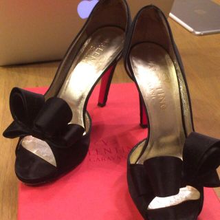 ヴァレンティノ(VALENTINO)のヴァレンティノ パンプス正規品(ハイヒール/パンプス)