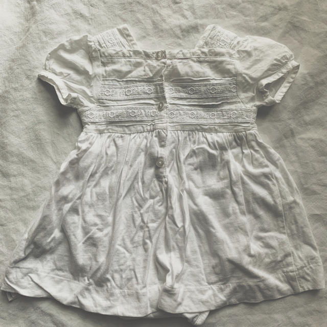 ZARA HOME(ザラホーム)のZARA HOME Baby lace rompers キッズ/ベビー/マタニティのベビー服(~85cm)(ロンパース)の商品写真