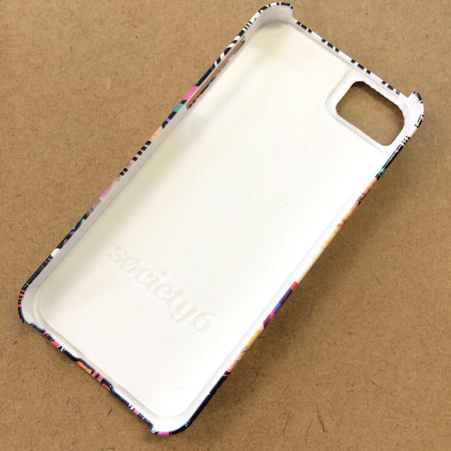 Society6(ソサエティシックス)のsociety6◎日本未入荷 Tiger スマホ/家電/カメラのスマホアクセサリー(モバイルケース/カバー)の商品写真