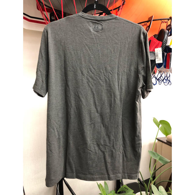 UNDER ARMOUR - UA プロジェクト ロック Tシャツ 新品 Lサイズ grayの