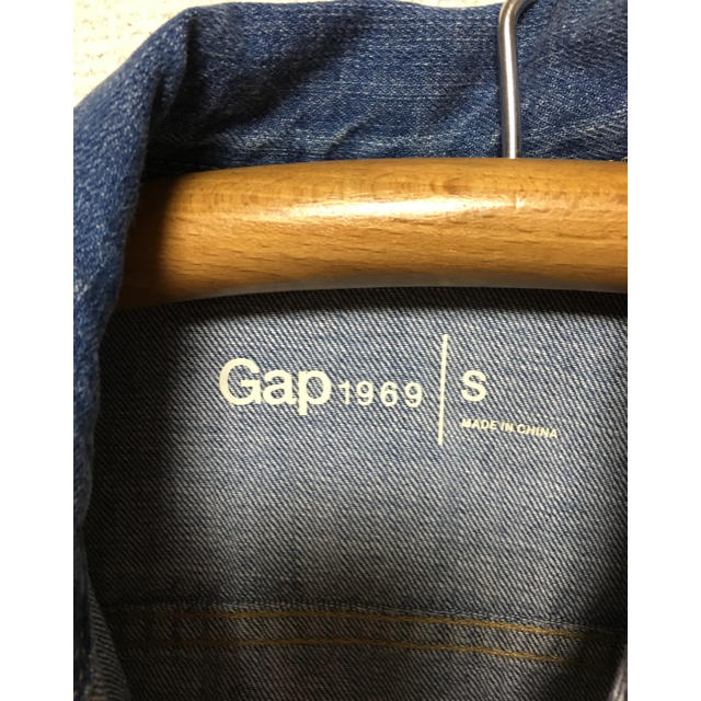GAP(ギャップ)のGAP  デニムジャケットS レディースのジャケット/アウター(Gジャン/デニムジャケット)の商品写真
